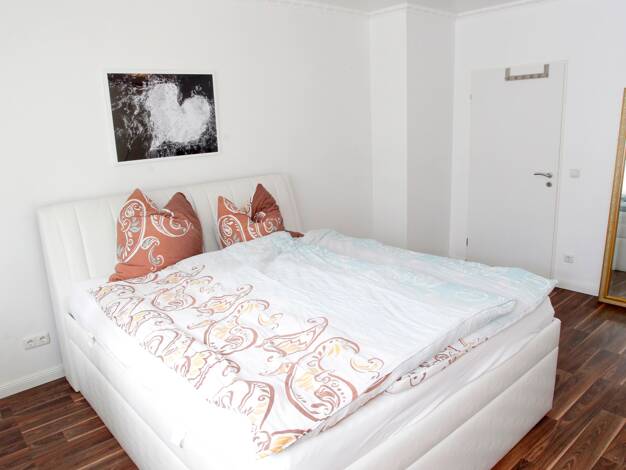 Wohnung zur Miete Wohnen auf Zeit 1.540 € 3 Zimmer 65 m² frei ab 01.06.2026 Hausen Frankfurt am Main 60488