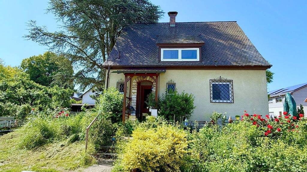 Einfamilienhaus zum Kauf 550.000 € 4 Zimmer 120 m² 700 m² Grundstück frei ab sofort Am Wiesengrund 3 Worzeldorf Nürnberg 90455