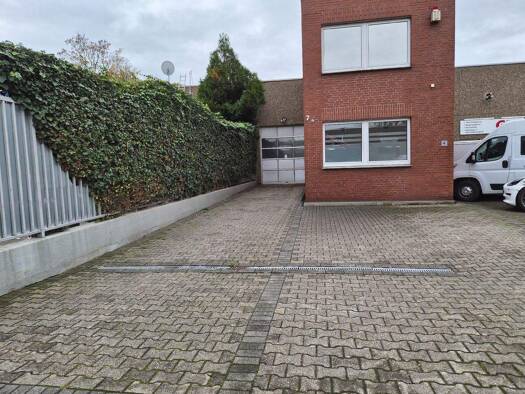 Lagerhalle zur Miete 1.400 € 105 m² Lagerfläche Barbaraviertel Neuss 41460