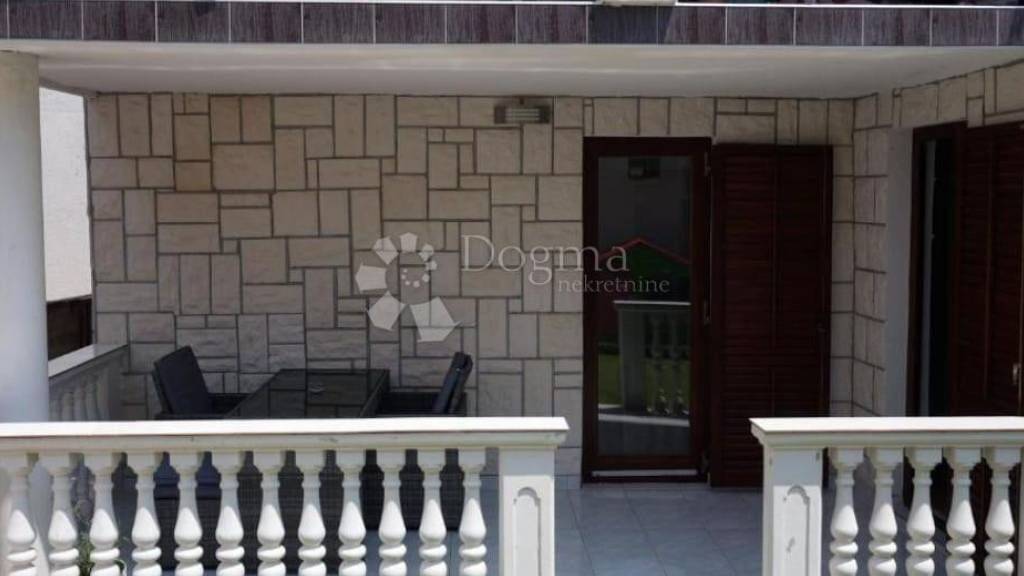 Wohnung zum Kauf 185.000 € 4 Zimmer 116 m² Bilice