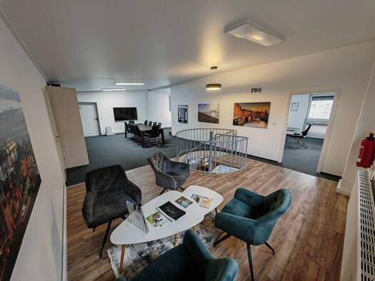 Bürofläche zur Miete 11 € 380 m² Bürofläche teilbar ab 100 m² Tornesch 25436