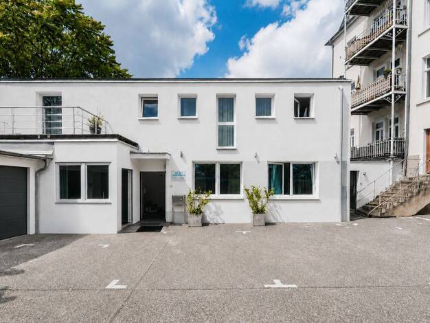 Mehrfamilienhaus zum Kauf als Kapitalanlage geeignet 1.890.000 € 344,3 m² 1.262 m² Grundstück Weststadt Heidelberg 69115