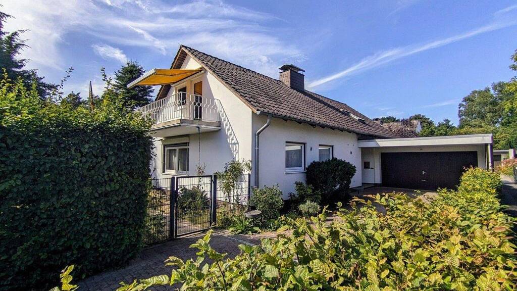 Einfamilienhaus zum Kauf provisionsfrei 379.000 € 7 Zimmer 147 m² 828 m² Grundstück Klein Hehlen Celle 29223