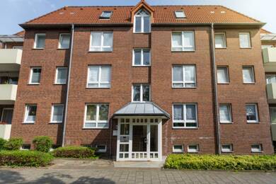 Wohnung zur Miete nur mit Wohnberechtigungsschein 295 € 2 Zimmer 59,7 m² 2. Geschoss frei ab 01.08.2025 Talstraße 8 Geestendorf Bremerhaven 27570