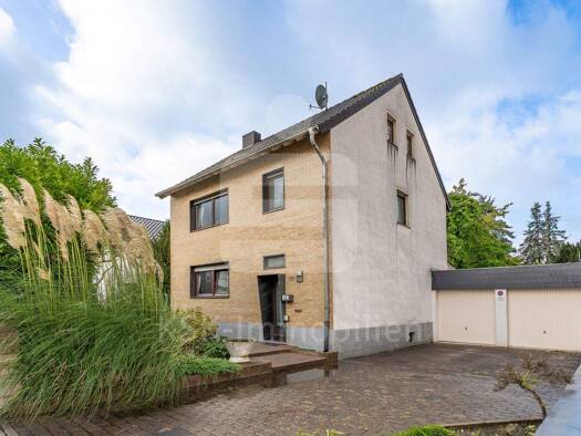 Einfamilienhaus zum Kauf 419.000 € 8 Zimmer 114,7 m² 792 m² Grundstück Birkesdorf Düren 52353