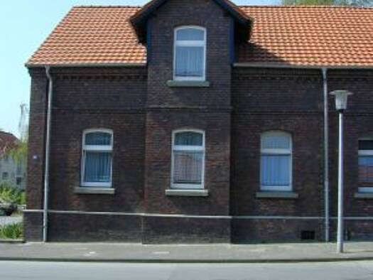 Wohnung zur Miete nur mit Wohnberechtigungsschein 357 € 3,5 Zimmer 61 m² 1. Geschoss frei ab 01.09.2026 Arenbergstraße 28 Batenbrock Bottrop 46238