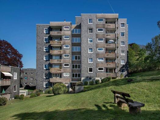 Wohnung zur Miete 651 € 4 Zimmer 94 m² 6. Geschoss frei ab 01.03.2026 Hohenbirker Straße 46 Nord Remscheid 42855