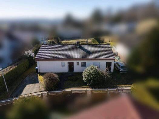 Bungalow zum Kauf 315.000 € 2,5 Zimmer 91 m² 726 m² Grundstück Westerheim 72589