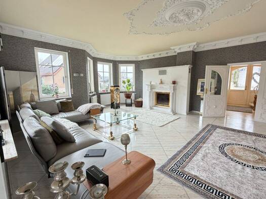 Einfamilienhaus zum Kauf provisionsfrei 698.500 € 9 Zimmer 271,7 m² 1.423 m² Grundstück Erda Hohenahr 35644