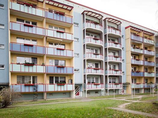 Wohnung zur Miete 287 € 2 Zimmer 48,7 m² 1. Geschoss frei ab 16.03.2026 Pawlow-Str. 4 Oststadt Neubrandenburg 17036
