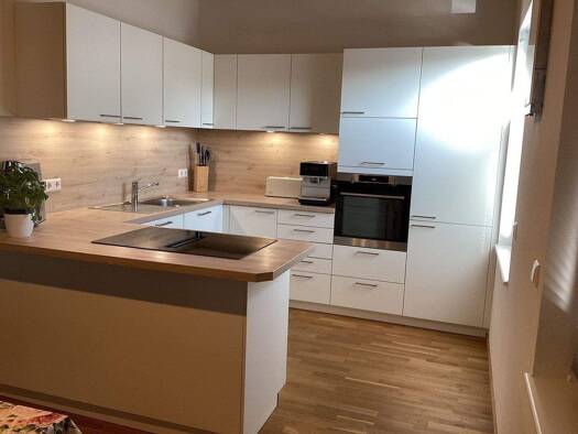 Wohnung zur Miete 1.565 € 4 Zimmer 123,5 m² Geschoss 2/4 frei ab sofort Tiengen Waldshut-Tiengen 79761
