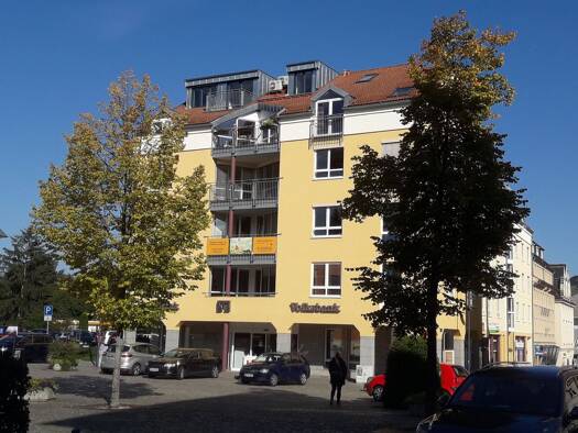 Bürogebäude zur Miete provisionsfrei 290 € 1 Zimmer 41,4 m² Bürofläche Johannisplatz 4 Limbach-Oberfrohna 09212