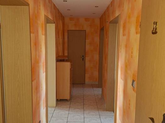 Wohnung zur Miete 700 € 3 Zimmer 83 m² Geschoss 3/4 frei ab sofort Oberndorf Schweinfurt 97424