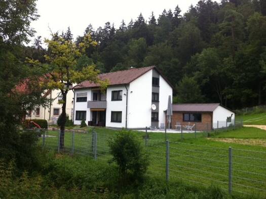 Studio zur Miete 750 € 2 Zimmer 40 m² Geschoss 1/1 frei ab 11.08.2025 Gallertal Tuttlingen 78532