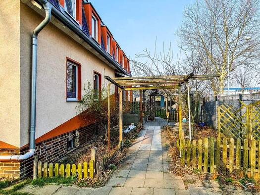Mehrfamilienhaus zum Kauf als Kapitalanlage geeignet 650.000 € 4 Zimmer 278 m² 559 m² Grundstück Ludwigsfelde Ludwigsfelde 14974
