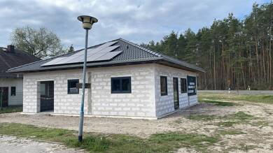 Einfamilienhaus zum Kauf 299.000 € 105 m² 775 m² Grundstück frei ab sofort Hainichte Wiesen 13 Pulspforde Zerbst/Anhalt 39264