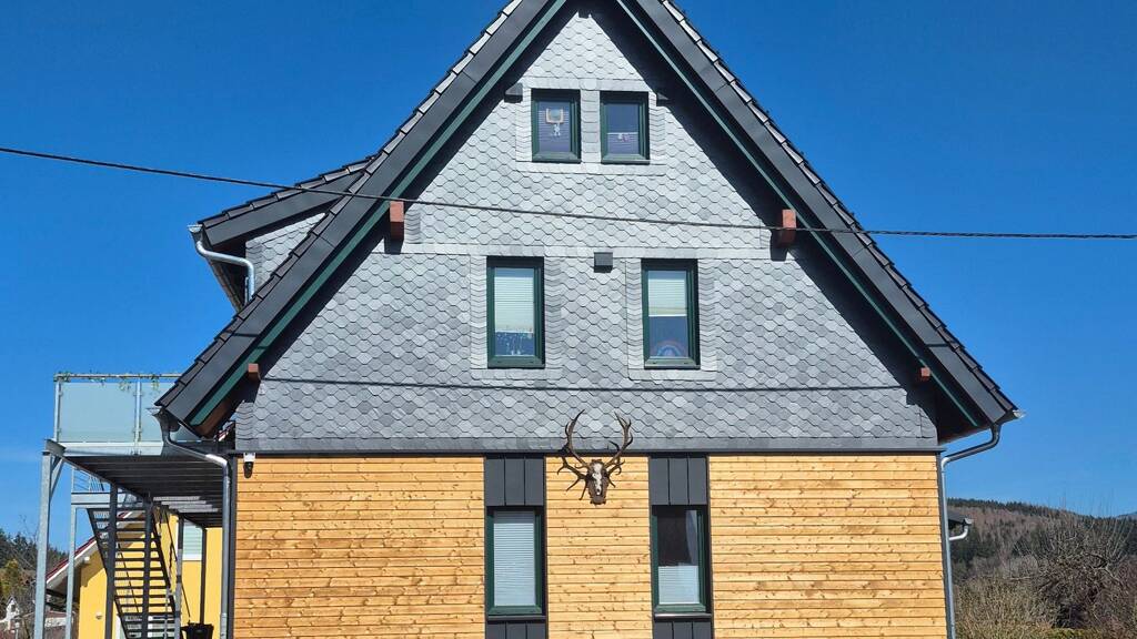 Maisonette zur Miete 680 € 2,5 Zimmer 85 m² Geschoss 2/3 frei ab sofort Wasserwerkstraße 5 Erlau St. Kilian 98553