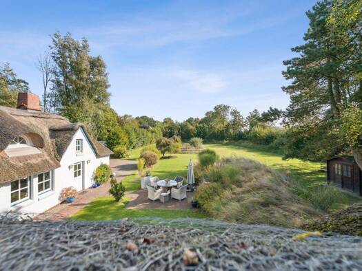 Einfamilienhaus zum Kauf 750.000 € 6 Zimmer 125 m² 3.582 m² Grundstück Tating 25881