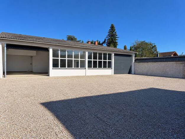 Lagerhalle zur Miete 3.590 € 330 m² Lagerfläche Haslach Freiburg im Breisgau 79114