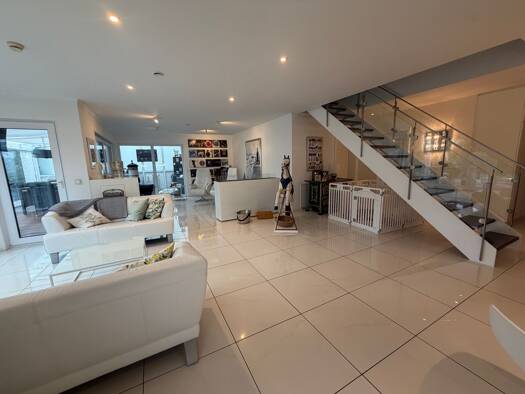 Haus zum Kauf 1.777.000 € 7 Zimmer 280 m² 545 m² Grundstück Grafing Grafing 85567