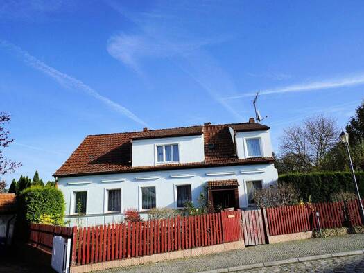 Einfamilienhaus zum Kauf 279.000 € 6 Zimmer 180 m² 841 m² Grundstück frei ab 01.01.2026 Schulstraße 4 Biesenthal 16359