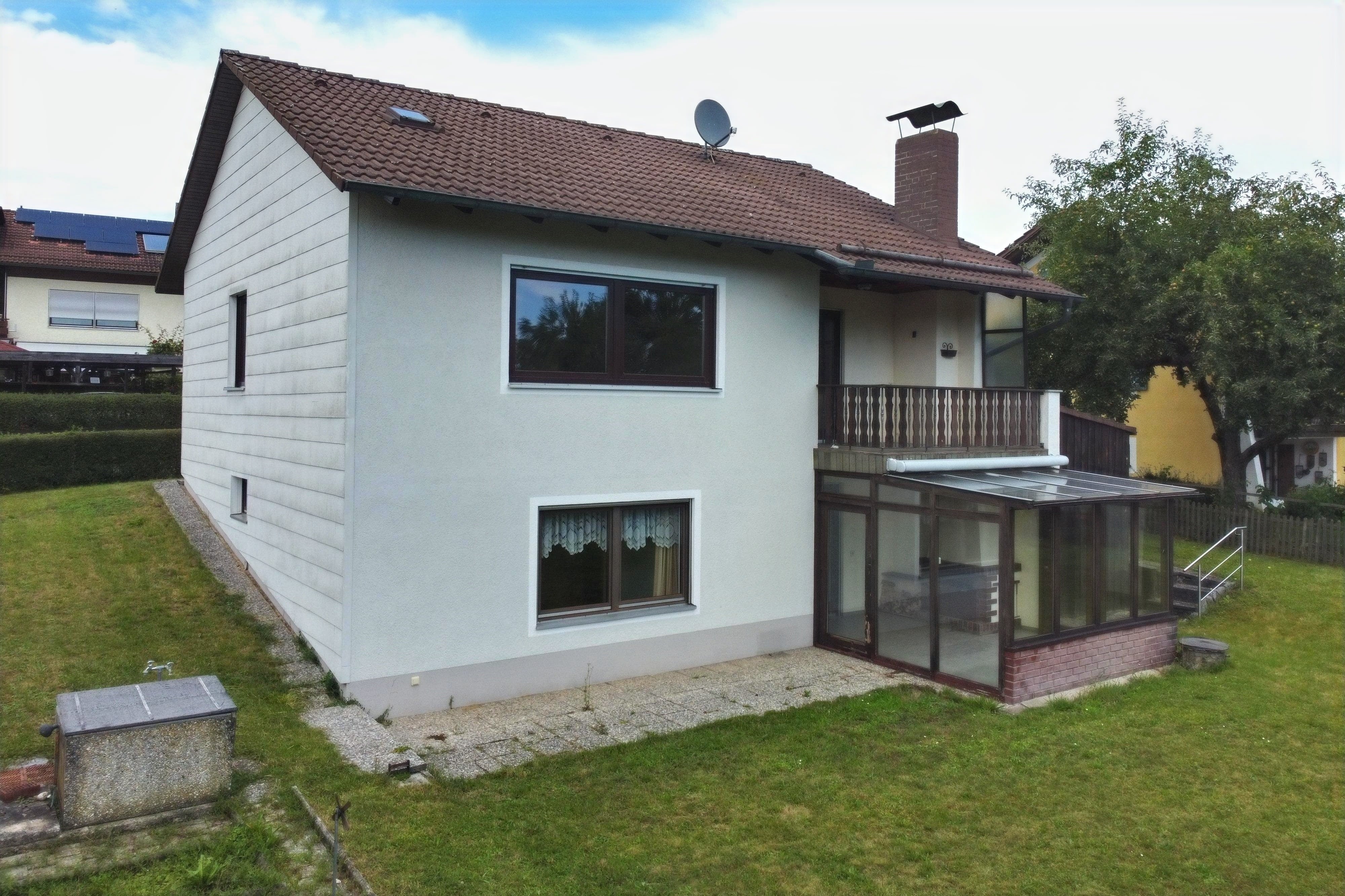 Einfamilienhaus zum Kauf 279.000 € 4 Zimmer 100 m²<br/>Wohnfläche 596 m²<br/>Grundstück Poxau Marklkofen 84163