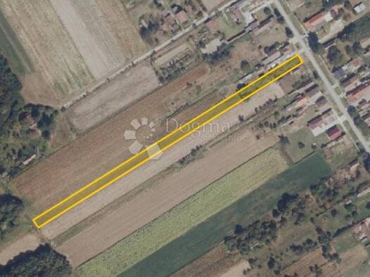 Haus zum Kauf 13.500 € 1 Zimmer 4.312 m² Cret Bizovacki, Bizovac Bizovac