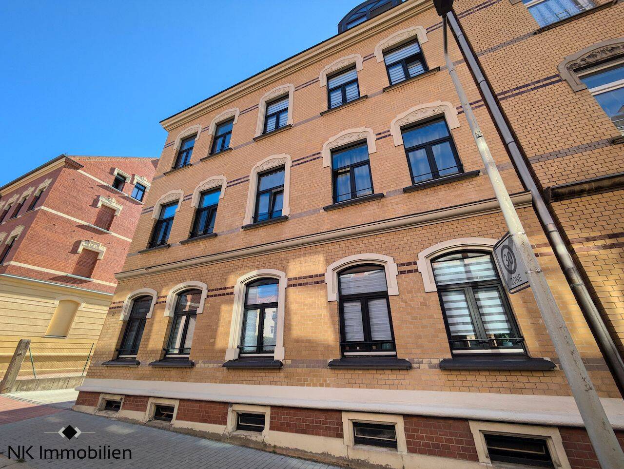 Property thumbnail 3