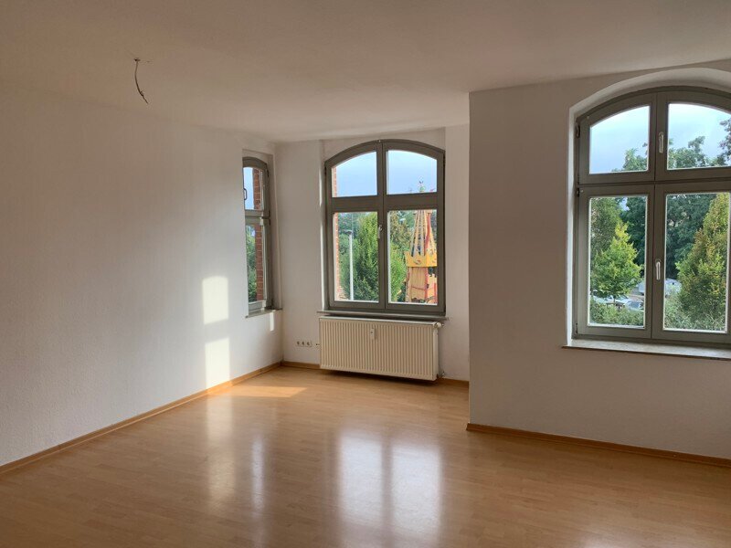 Wohnung zur Miete 388,74 € 2 Zimmer 60,7 m²<br/>Wohnfläche 1.<br/>Geschoss 17.10.2024<br/>Verfügbarkeit Helmholtzstr. 40 Helmholtzstraße Magdeburg 39112