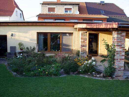 Mehrfamilienhaus zum Kauf provisionsfrei 420.000 € 1 Zimmer 300 m² 490 m² Grundstück Eisdorf Teutschenthal 06179