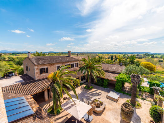 Landhaus zum Kauf 2.430.000 € 9 Zimmer 634 m² 15.400 m² Grundstück Campos 07630