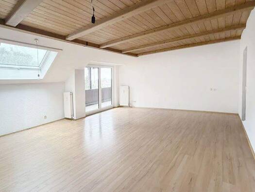 Wohnung zum Kauf 349.000 € 3 Zimmer 101 m² 4 Geschosse frei ab sofort Hufschlag Surberg 83362