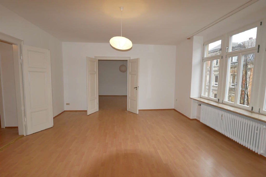 Wohnung zur Miete 1.100 € 5,5 Zimmer 170 m²<br/>Wohnfläche 2.<br/>Geschoss Innenstadt Coburg 96450