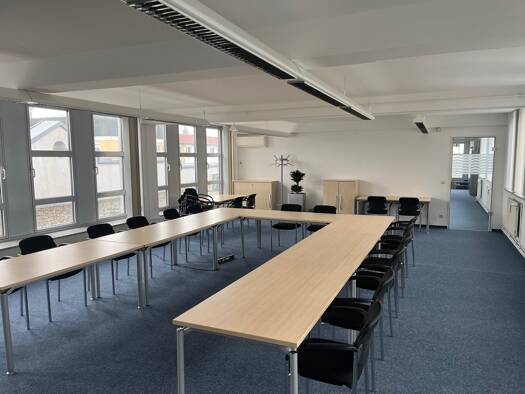 Bürofläche zur Miete provisionsfrei 11,50 € 367 m² Bürofläche Westenviertel Regensburg 93049