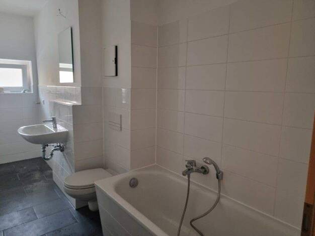 Wohnung zur Miete 450 € 2 Zimmer 50,6 m² frei ab 22.01.2026 Passendorfer Weg 8 Gesundbrunnen Halle (Saale) 06128