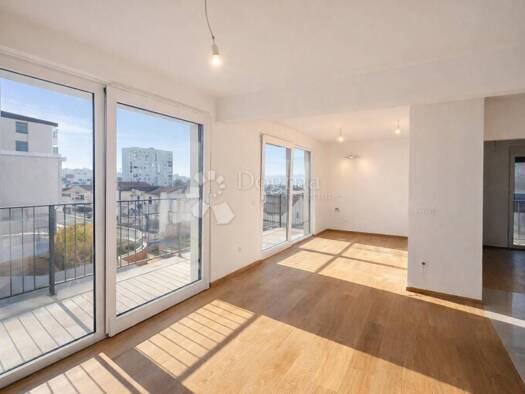 Haus zum Kauf 850.000 € 6 Zimmer 150 m² Kila, Split Mejasi - Sirobuja