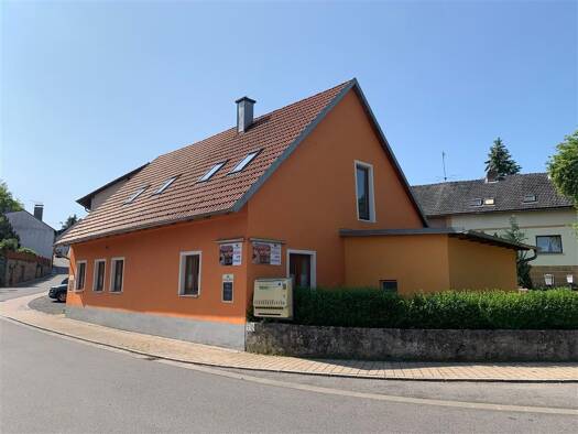 Wohnung zur Miete 650 € 2 Zimmer 75 m² Dachgeschoss, 1. Geschoss frei ab sofort Oberhaider Str. 2 Appendorf Appendorf 96169