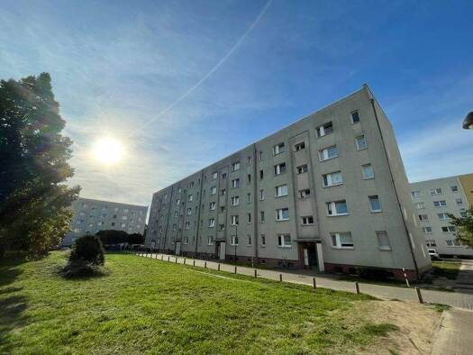 Wohnung zur Miete 546 € 3 Zimmer 60,9 m² 4. Geschoss frei ab 01.02.2026 Karl-Bernau-Ring 24 Nauen 14641