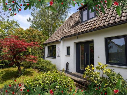 Einfamilienhaus zum Kauf 1.425.000 € 6,5 Zimmer 190 m² 789 m² Grundstück Neugilching Gilching 82205