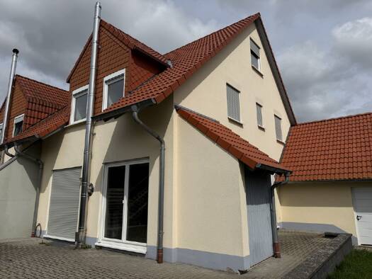 Doppelhaushälfte zum Kauf 299.999 € 5 Zimmer 130 m² 281 m² Grundstück Goldbach 99869