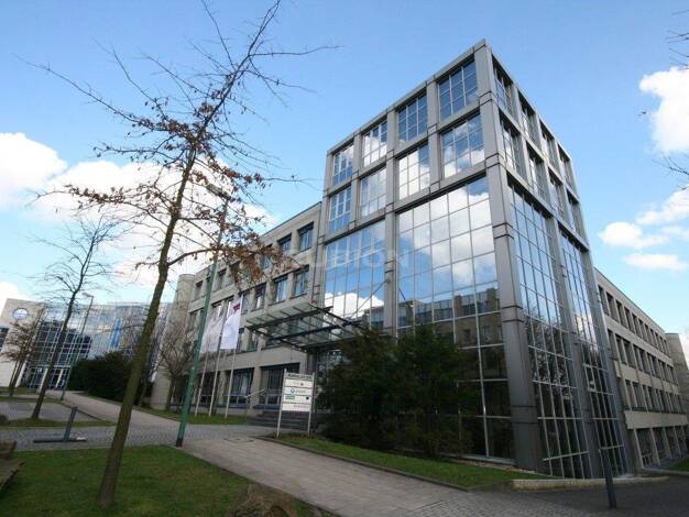 Bürofläche zur Miete provisionsfrei 9,40 € 415 m² Bürofläche teilbar ab 415 m² Bergerhausen Essen 45136