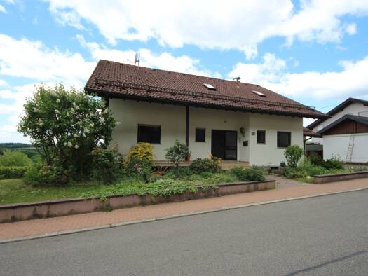 Einfamilienhaus zum Kauf 480.000 € 6,5 Zimmer 245 m² 1.623 m² Grundstück Krumbach Limbach 74838