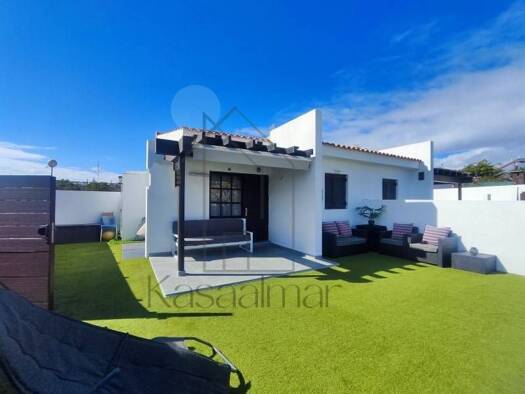 Villa zur Miete 1.200 € 1 Zimmer 35 m² 80 m² Grundstück San Bartolomé de Tirajana 35100