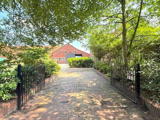 Einfamilienhaus zum Kauf 438.500 € 6 Zimmer 220 m² 12.043 m² Grundstück Barnstorf 49406