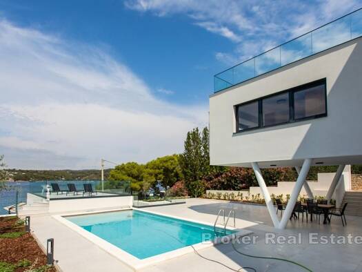 Villa zum Kauf - Erstbezug 1.500.000 € 4 Zimmer 250 m² 690 m² Grundstück Split 21430