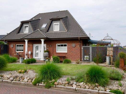 Einfamilienhaus zum Kauf 464.000 € 4 Zimmer 153 m² 740 m² Grundstück Brunsbüttel 25541