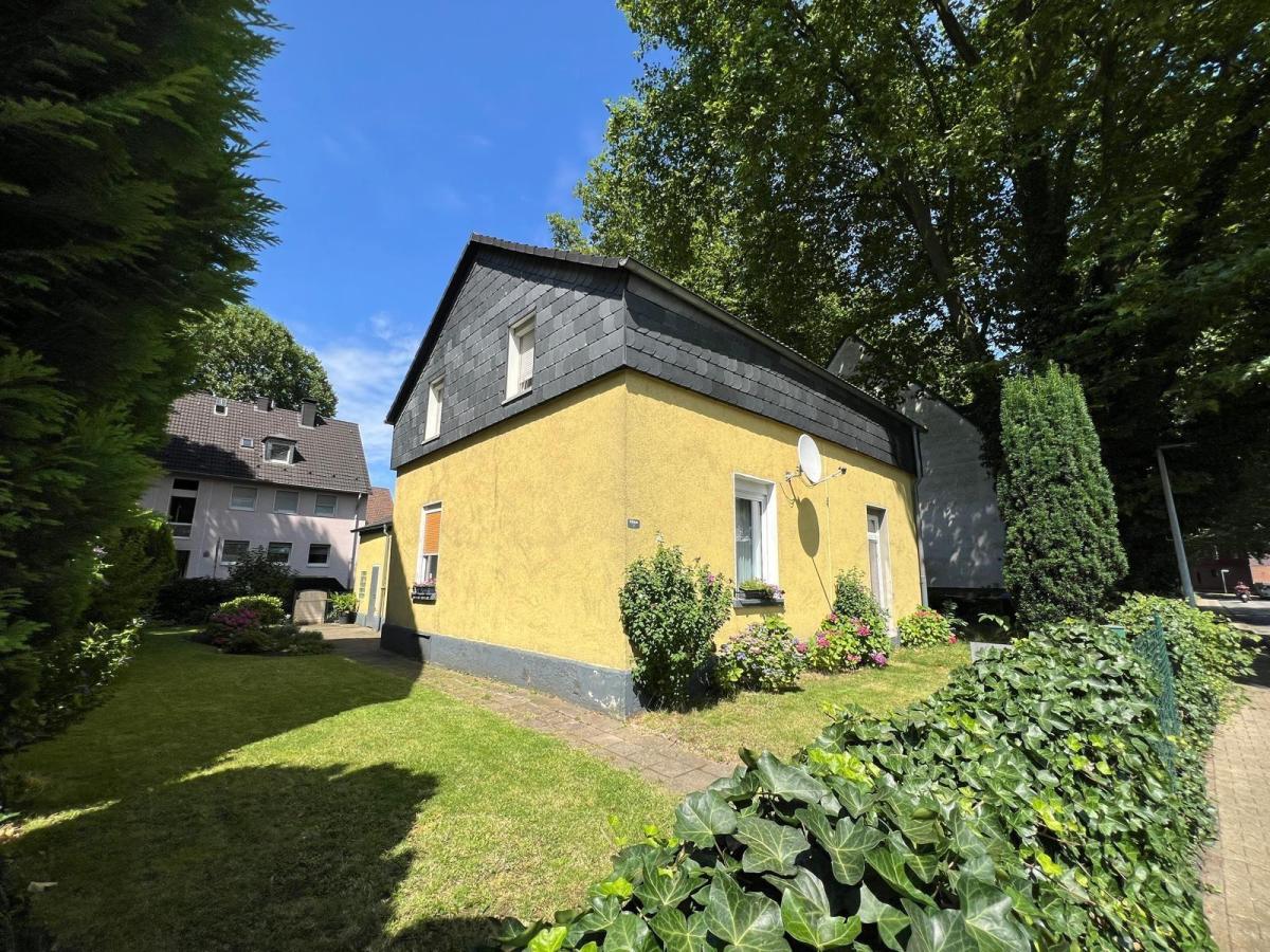 Doppelhaushälfte zum Kauf 370.000 € 6 Zimmer 170 m²<br/>Wohnfläche 480 m²<br/>Grundstück 01.05.2025<br/>Verfügbarkeit Schalke - Nord Gelsenkirchen 45881