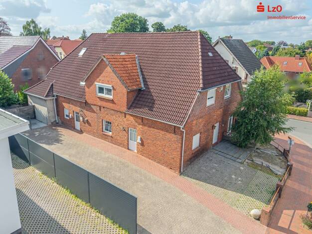 Mehrfamilienhaus zum Kauf 349.000 € 11 Zimmer 305,3 m² 509 m² Grundstück Bockhorn Bockhorn 26345