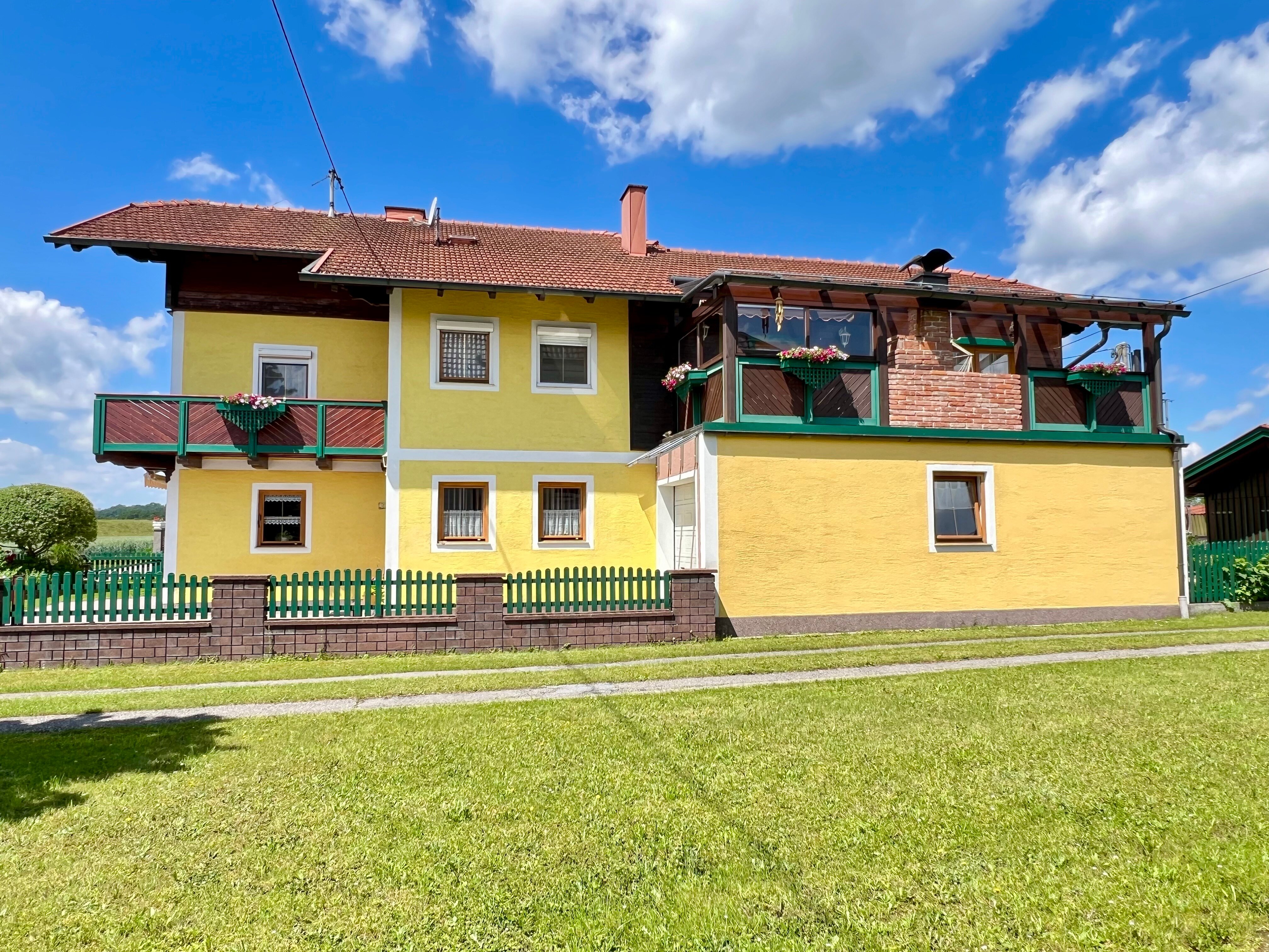 Einfamilienhaus zum Kauf 449.000 € 7 Zimmer 180 m²<br/>Wohnfläche 590 m²<br/>Grundstück Überackern 5122