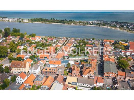 Gewerbeobjekt zum Kauf als Kapitalanlage geeignet 830.000 € 705 m² 1.495 m² Grundstück teilbar ab 705 m² Heiligenhafen 23774